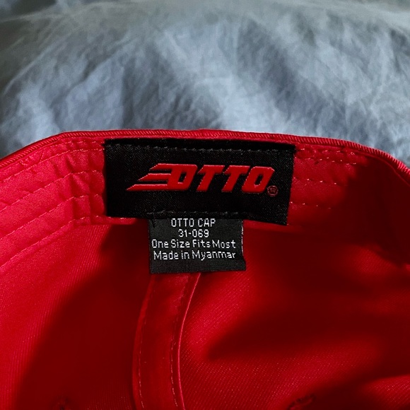 NWT G Perico Red Embroidered SnapBack - Picture 4 of 4